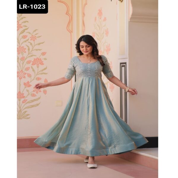 LR-1023 - Image 8
