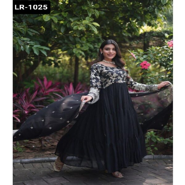 LR-1025 - Image 24