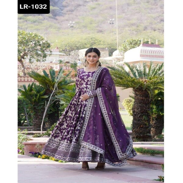 LR-1032 - Image 12
