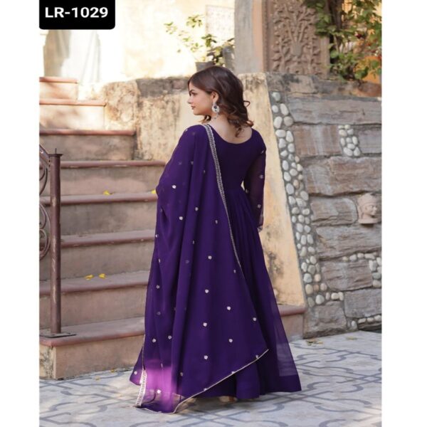 LR-1029 - Image 4
