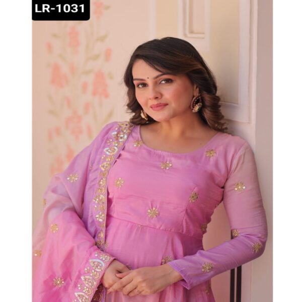 LR-1031 - Image 8