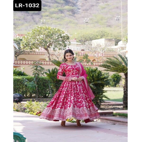 LR-1032 - Image 8