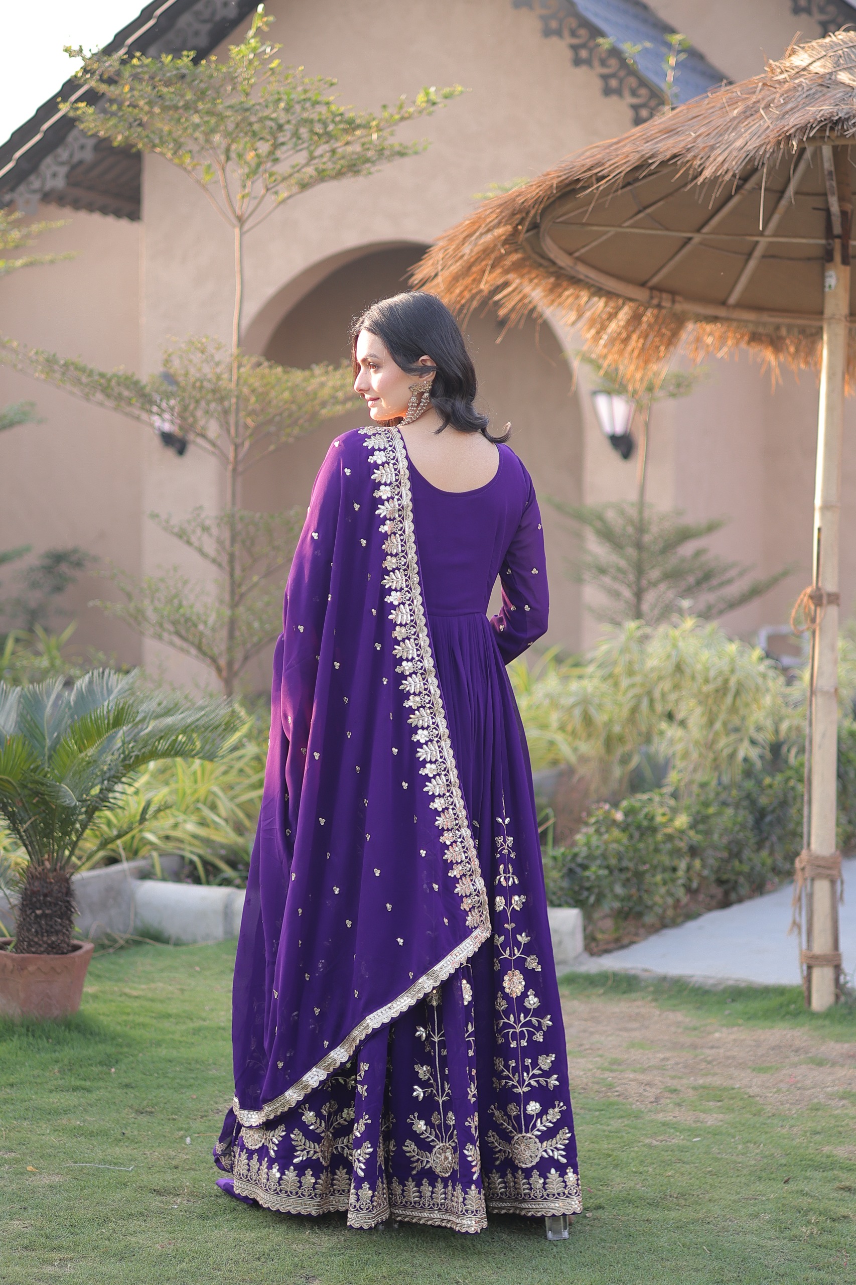 LR-1074 - Image 3