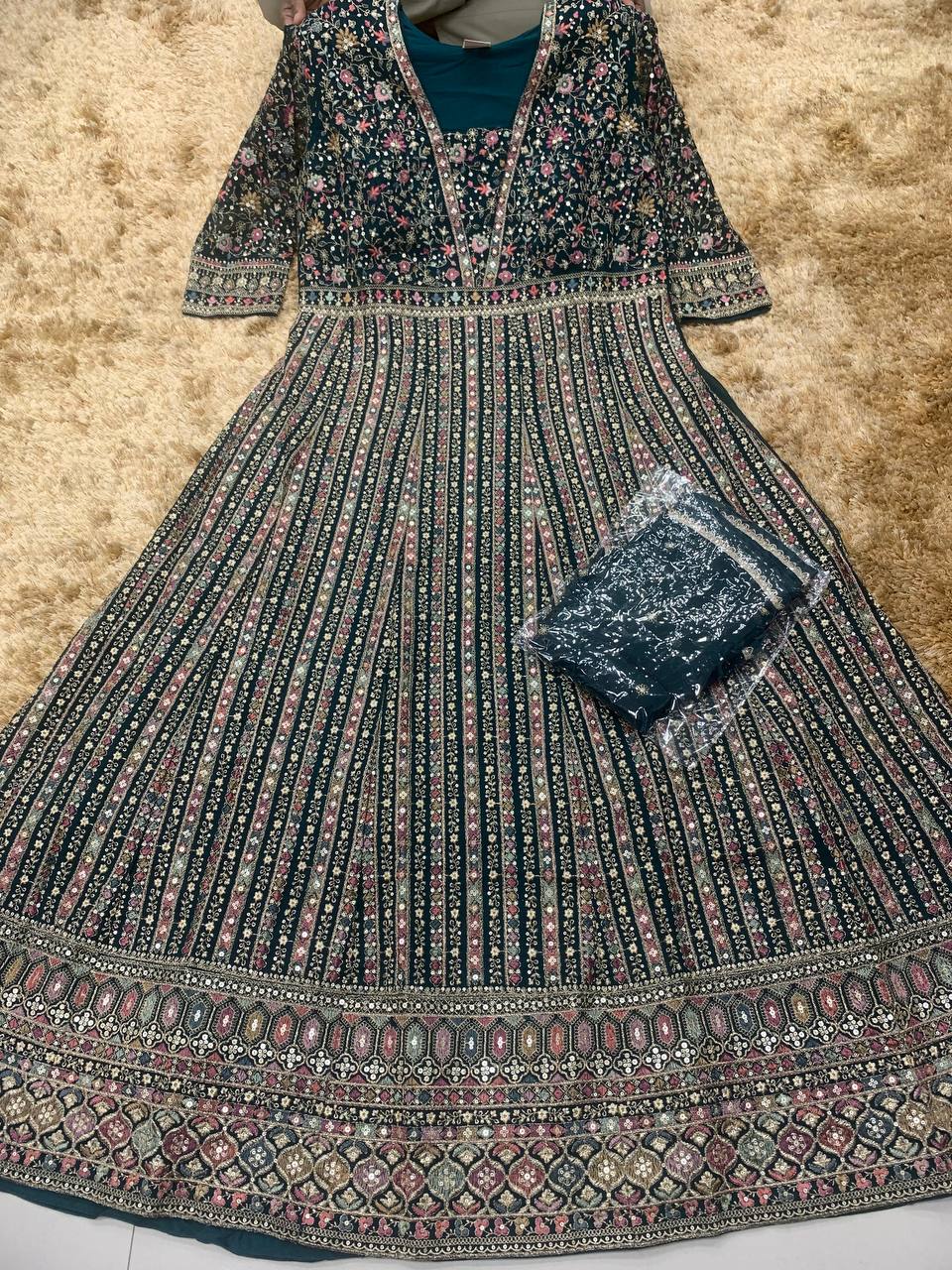 S-1007 - Image 4